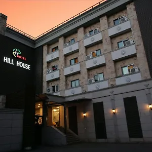 호텔 힐하우스