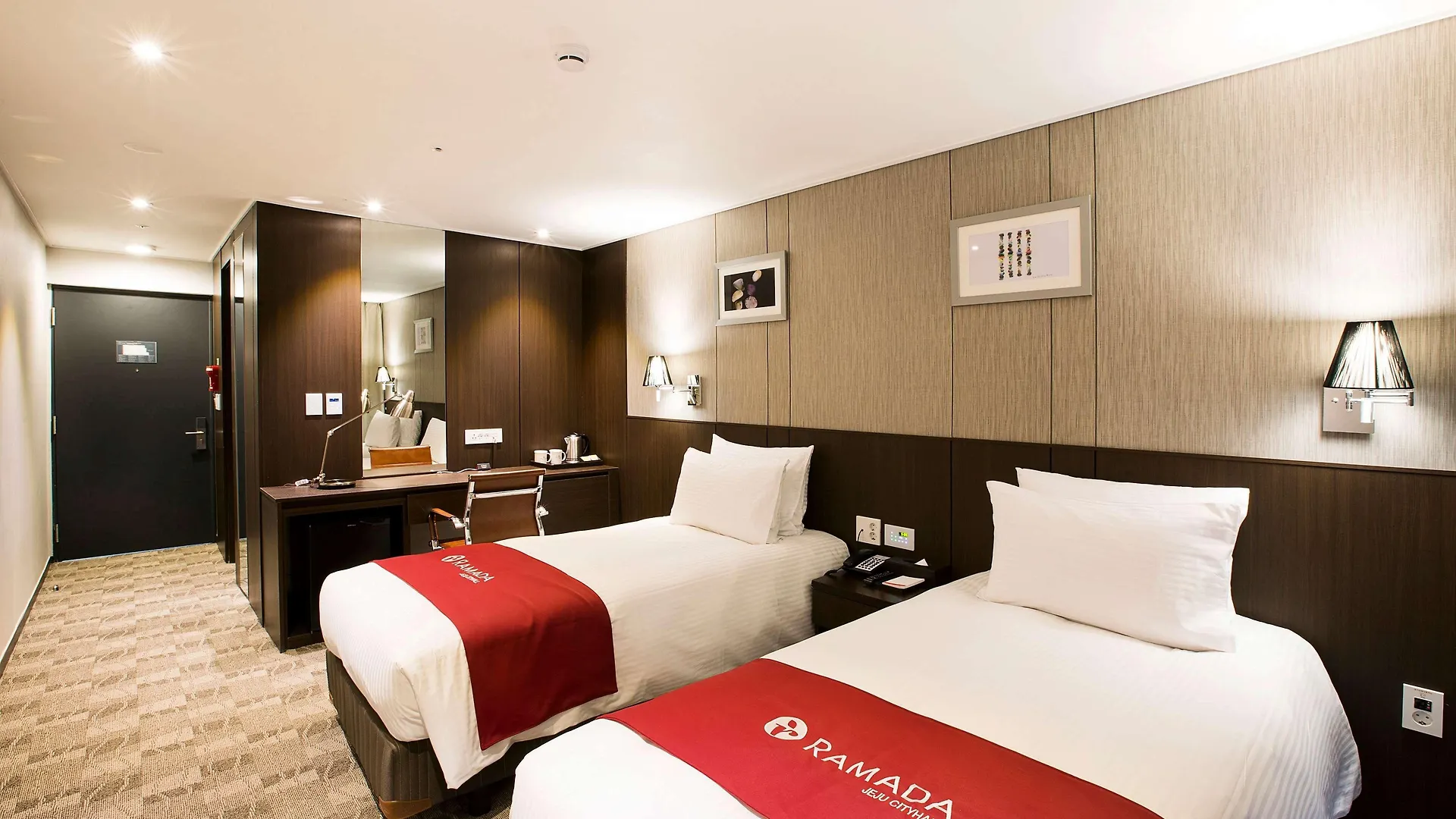 Ramada By Wyndham Jeju City Hall Hotel