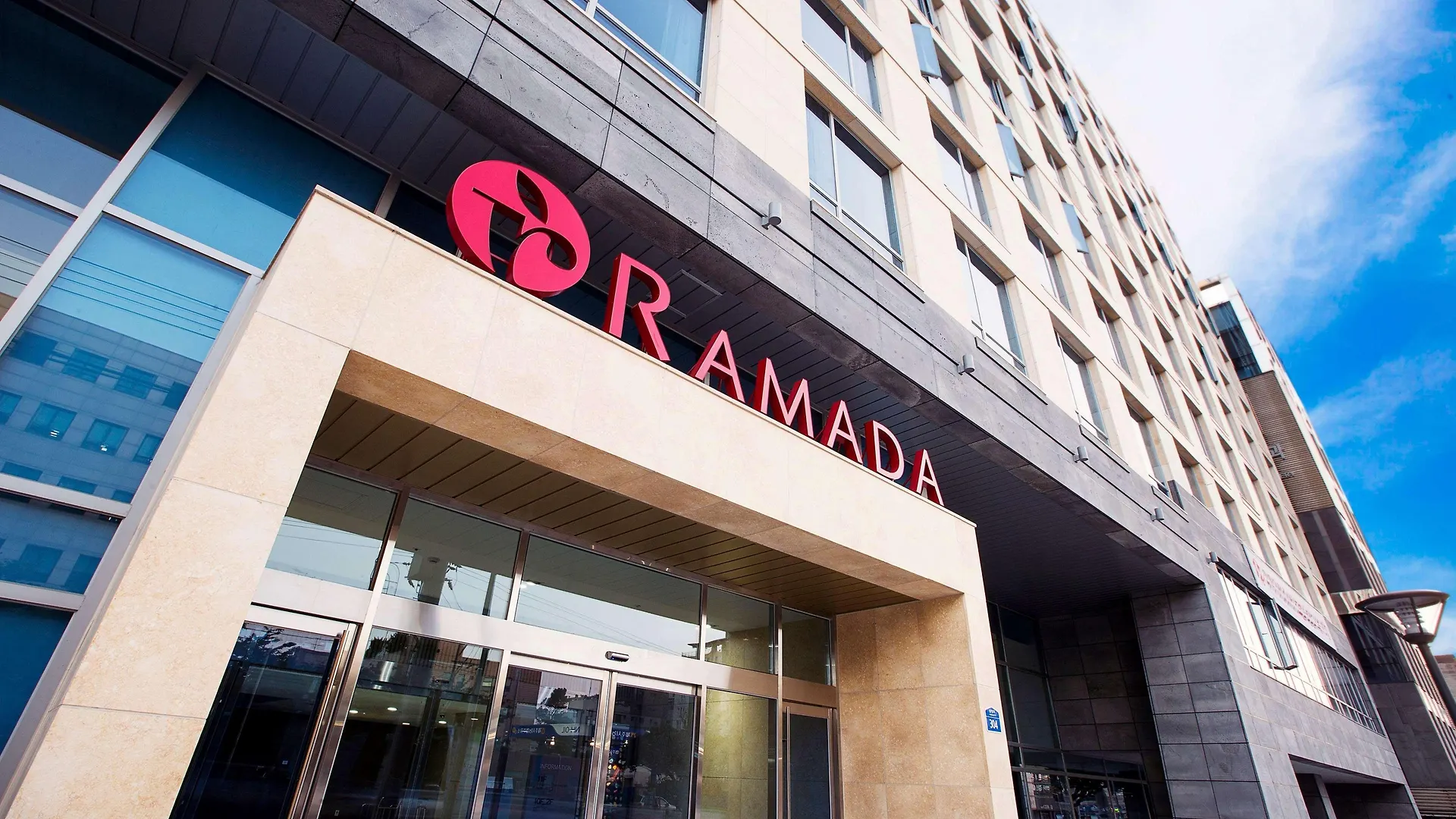 Ramada By Wyndham Jeju City Hall 4*,  South Korea