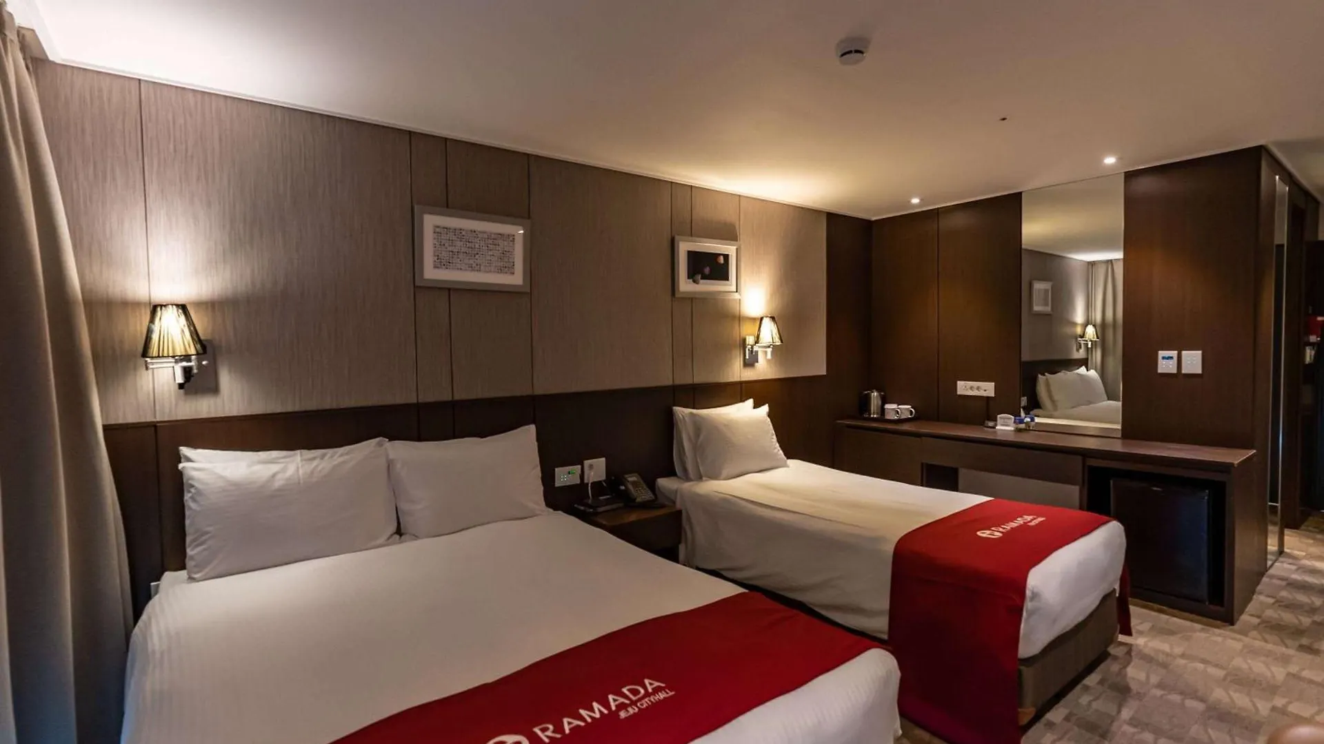 Ramada By Wyndham Jeju City Hall Hotel