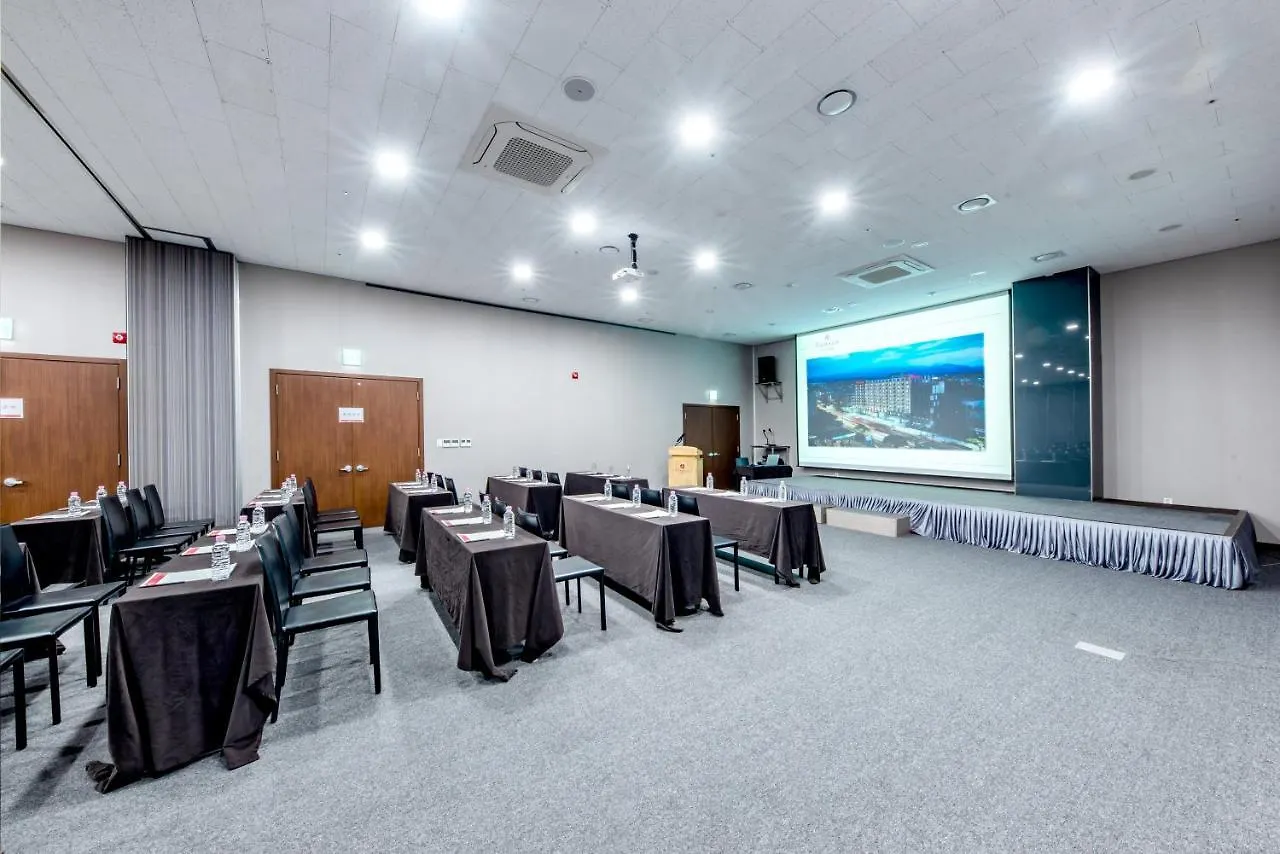Ramada By Wyndham Jeju City Hall Hotel